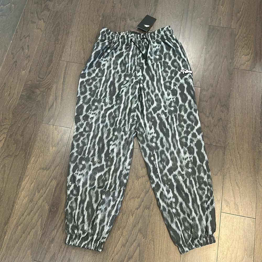 Nike Loose fit joggers